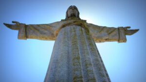Cristo Rei Statue
